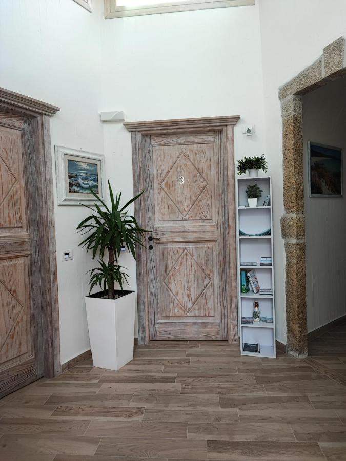 Antica Isola Bed & Breakfast ออลเบีย ภายนอก รูปภาพ
