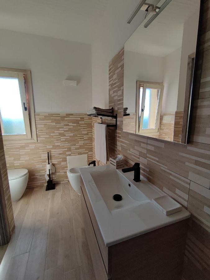 Antica Isola Bed & Breakfast ออลเบีย ภายนอก รูปภาพ